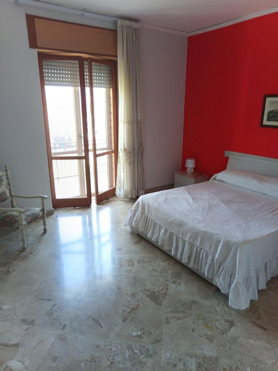 Montesarchio Affittacamere Girasole מראה חיצוני תמונה
